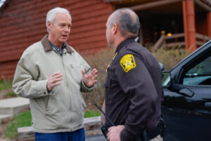 Wisconsin sheriffs endorse senator ron johnson